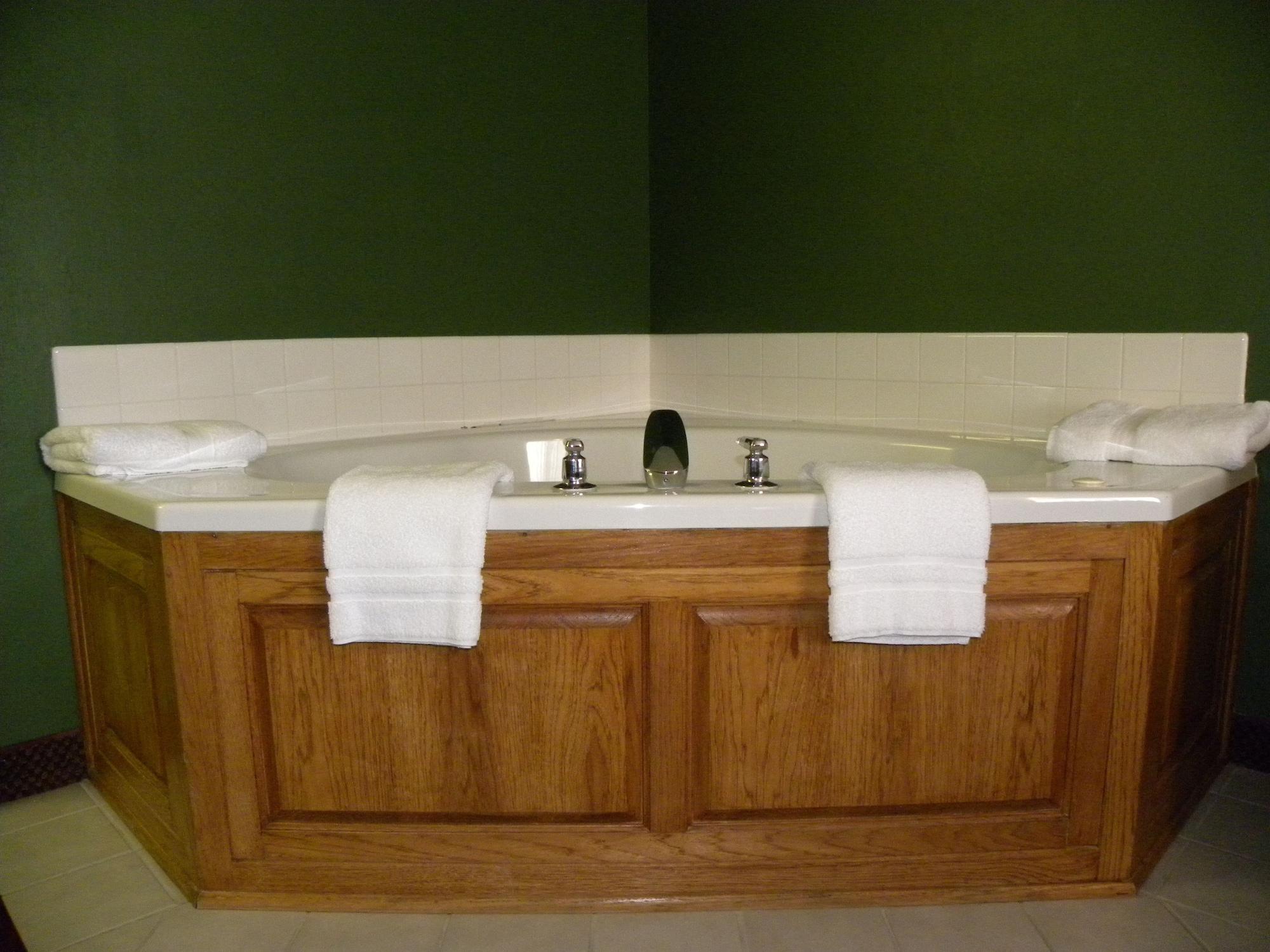New Victorian Inn & Suites Kearney Eksteriør billede