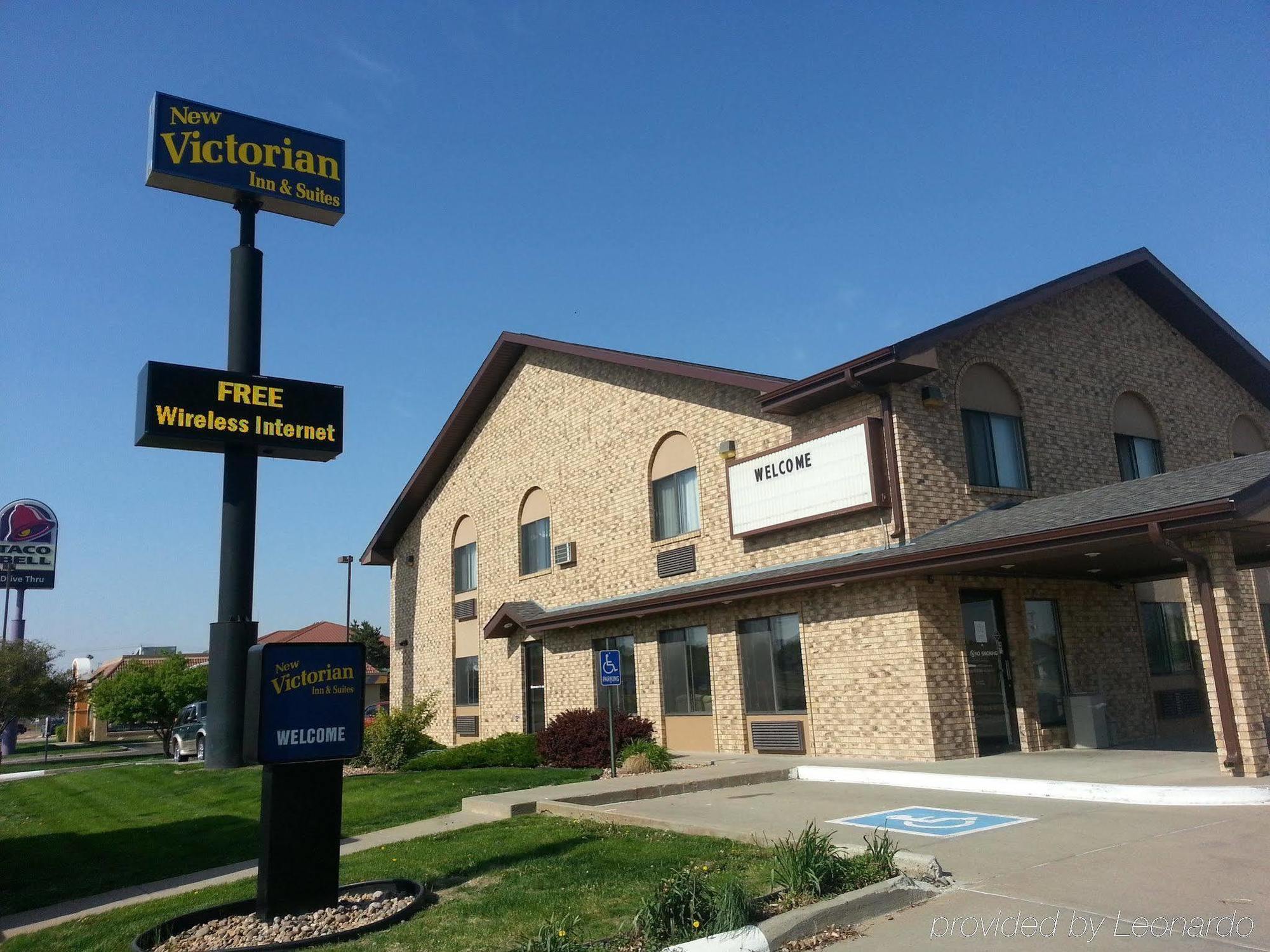 New Victorian Inn & Suites Kearney Eksteriør billede