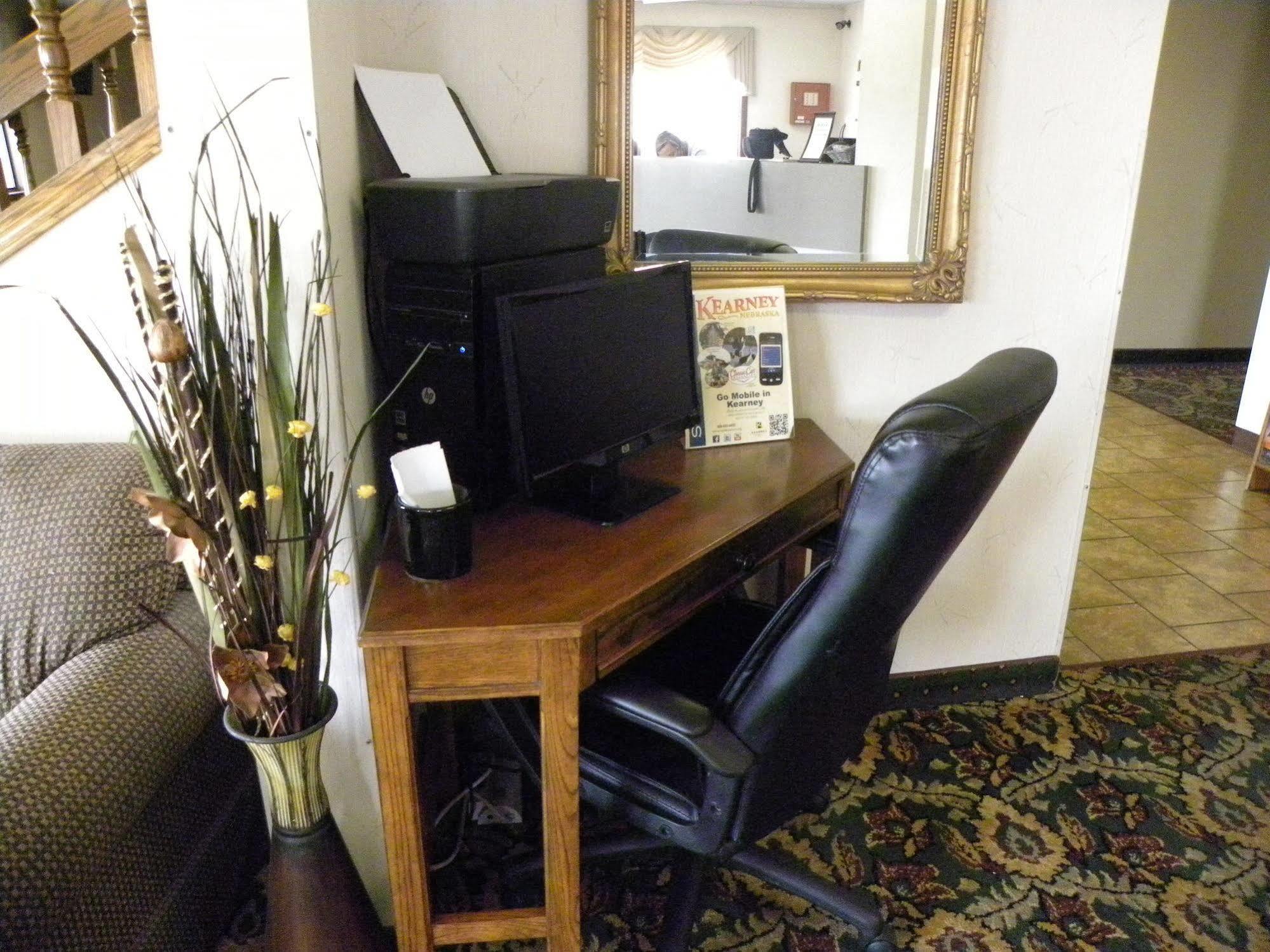 New Victorian Inn & Suites Kearney Eksteriør billede